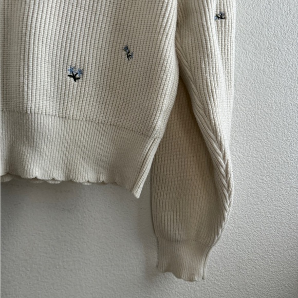 ASTR The Label Floral Mock Neck Sweater - Picture 4 of 10